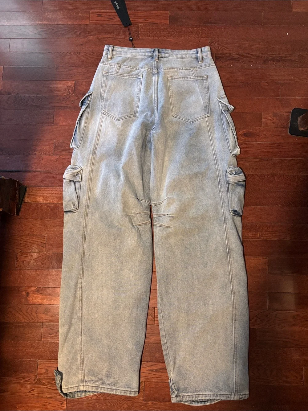 YoungLA Carry All Cargo Jeans Light Wash Size: Medium NWT